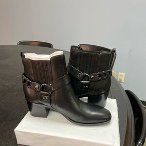 Sam Edelman black booties, size 8.5